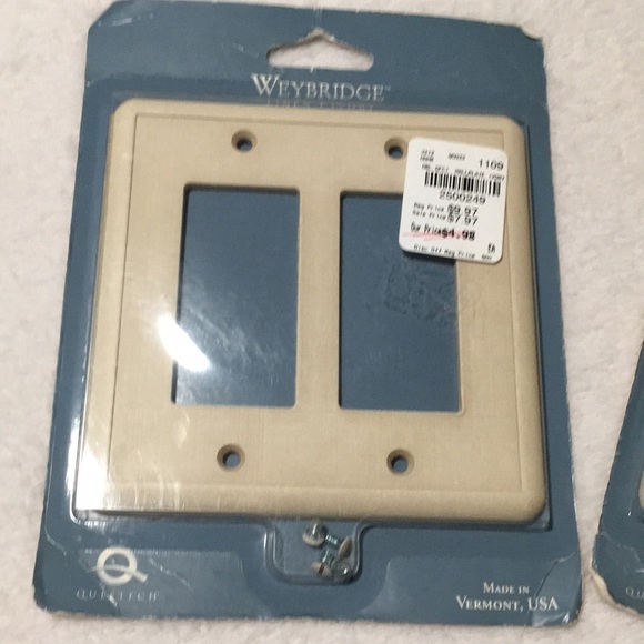 Weybridge collection linen/ivory textured double switch plate cover - Picture 2 of 3